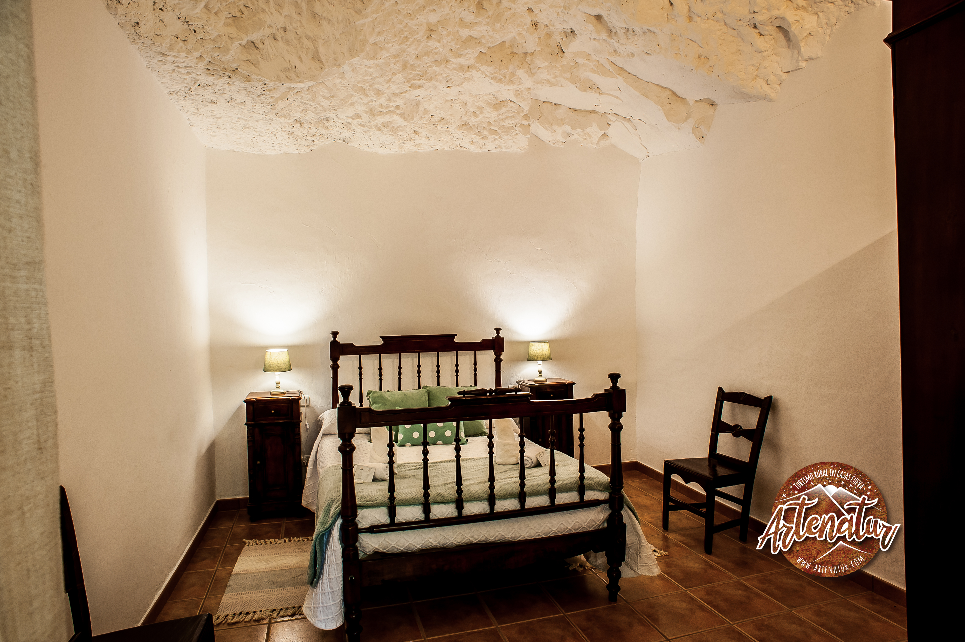 Vivir la Experiencia de la Vida Rural Canaria: Más Allá de las Casas Cueva